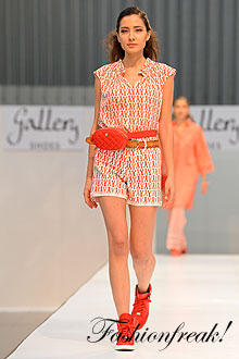 Gallery SHOES