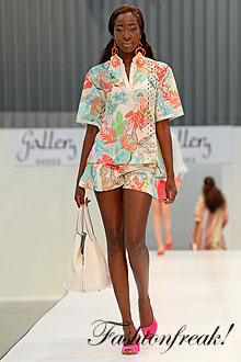 Gallery SHOES