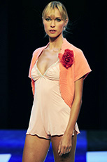 BODY AND BEACH F/S 2010