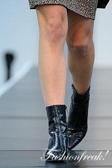 Gallery SHOES