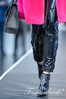 Gallery SHOES