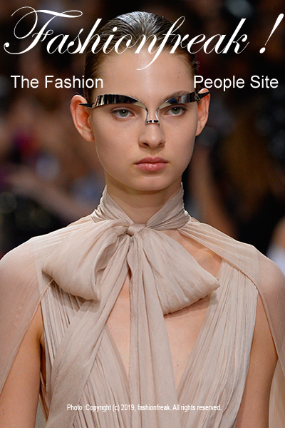 Fashionfreak ! The Fashion People Site